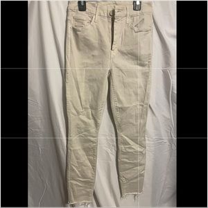 Pair of MOTHER Denim - Off White Size 25